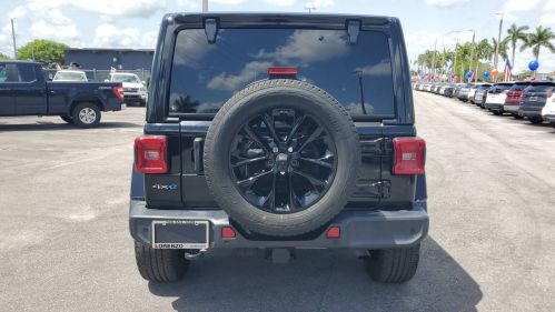 2021 Jeep Wrangler - Images - 6