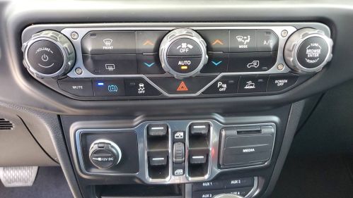 2021 Jeep Wrangler - Images - 24