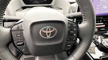2025 Toyota bZ4X - Images - 14