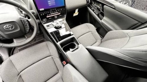 2025 Toyota bZ4X - Images - 16