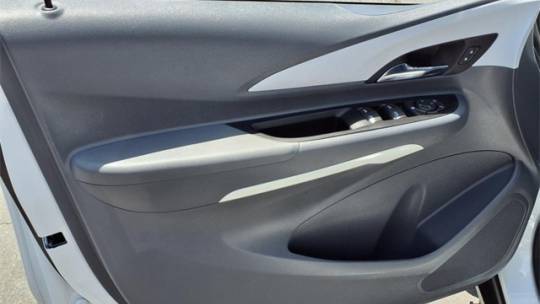 2021 Chevrolet Bolt - Images - 11