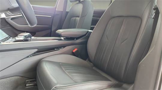 2021 Audi e-tron - Images - 10