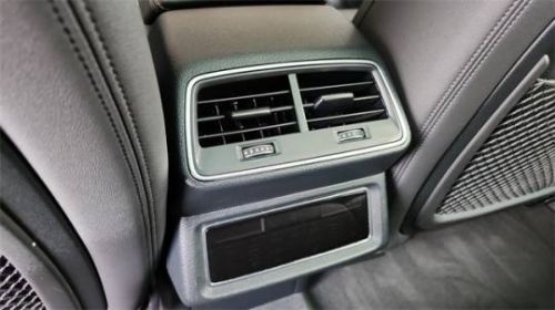 2021 Audi e-tron - Images - 16