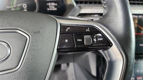 2021 Audi e-tron - Images - 27