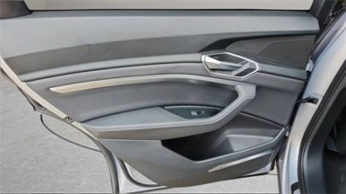 2021 Audi e-tron - Images - 35