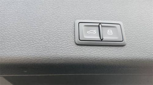 2021 Audi e-tron - Images - 42