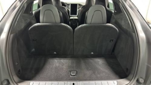 2017 Tesla Model X - Images - 11
