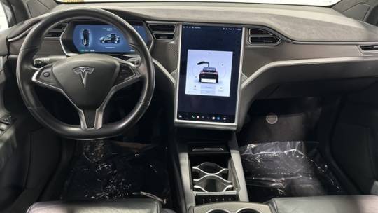 2017 Tesla Model X - Images - 13