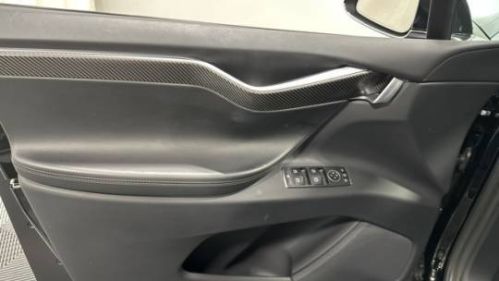 2017 Tesla Model X - Images - 15