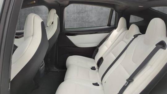 2019 Tesla Model X - Images - 17