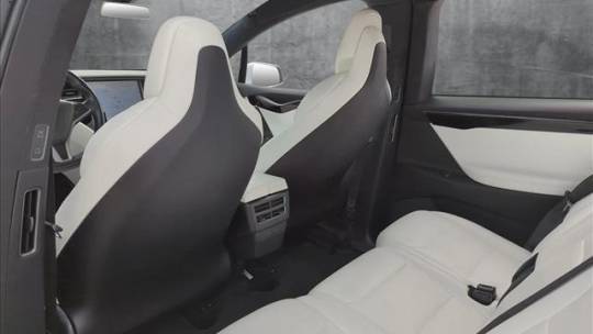 2019 Tesla Model X - Images - 18