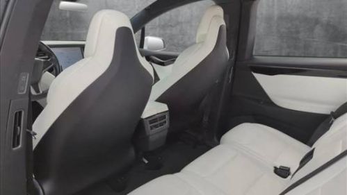 2019 Tesla Model X - Images - 18