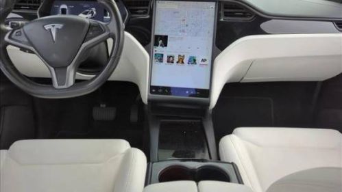 2019 Tesla Model X - Images - 20