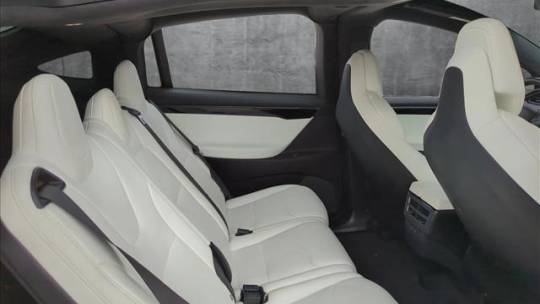 2019 Tesla Model X - Images - 22