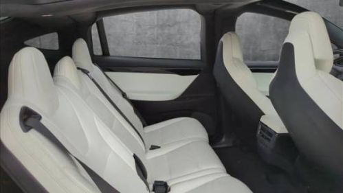 2019 Tesla Model X - Images - 22