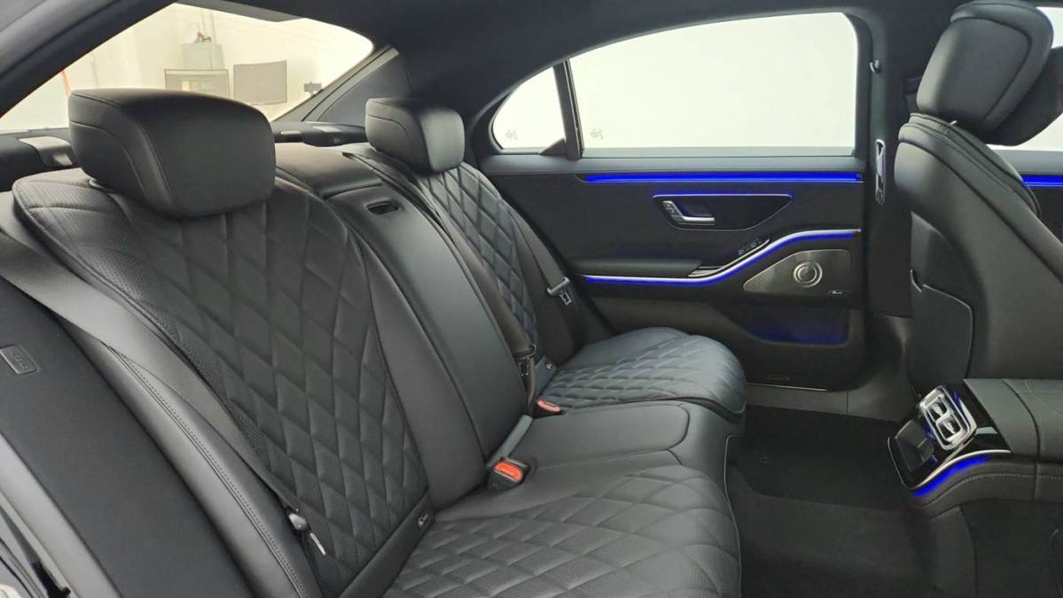 2025 Mercedes S-Class - Images - 17