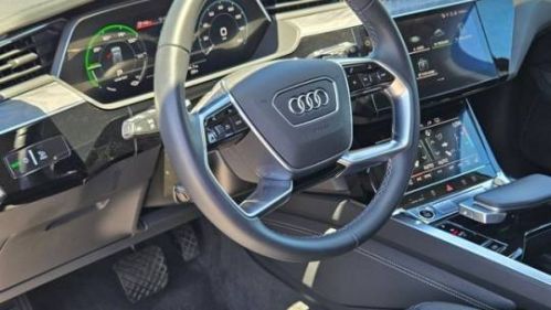 2023 Audi e-tron - Images - 8