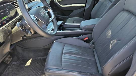 2023 Audi e-tron - Images - 12