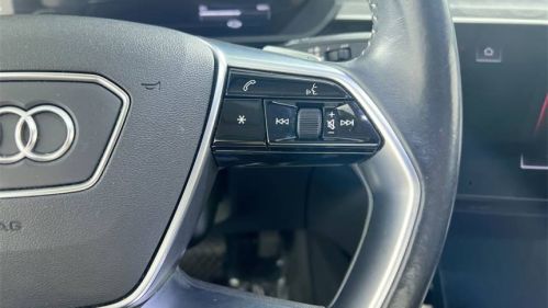 2021 Audi e-tron - Images - 19