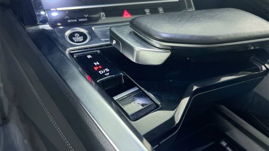 2021 Audi e-tron - Images - 24