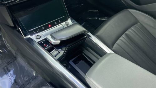 2021 Audi e-tron - Images - 25