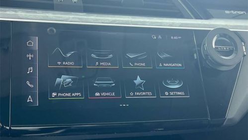 2021 Audi e-tron - Images - 27