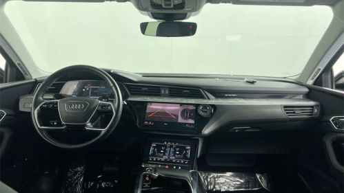 2021 Audi e-tron - Images - 31