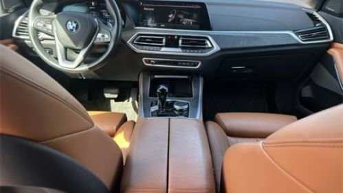 2022 BMW X5 - Images - 10