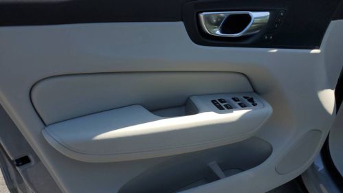 2025 Volvo XC60 - Images - 17
