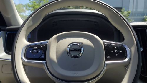 2025 Volvo XC60 - Images - 25