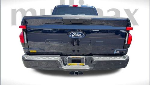 2025 Ford F-150 Lightning - Images - 10