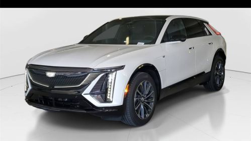 2025 Cadillac Lyriq - Images - 1