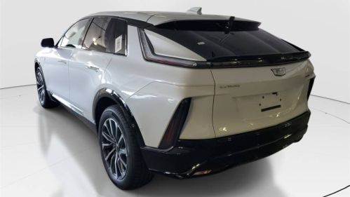 2025 Cadillac Lyriq - Images - 4