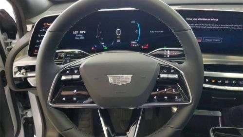 2025 Cadillac Lyriq - Images - 17