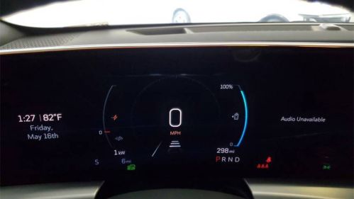 2025 Cadillac Lyriq - Images - 18