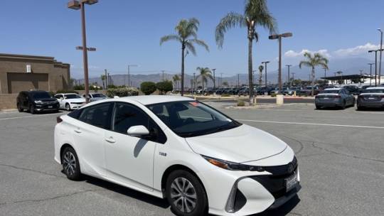 2020 Toyota Prius Prime - Images - 2