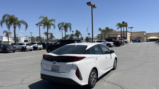 2020 Toyota Prius Prime - Images - 8