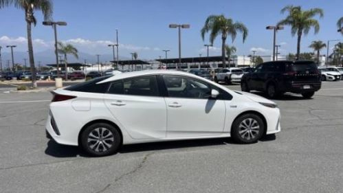 2020 Toyota Prius Prime - Images - 9