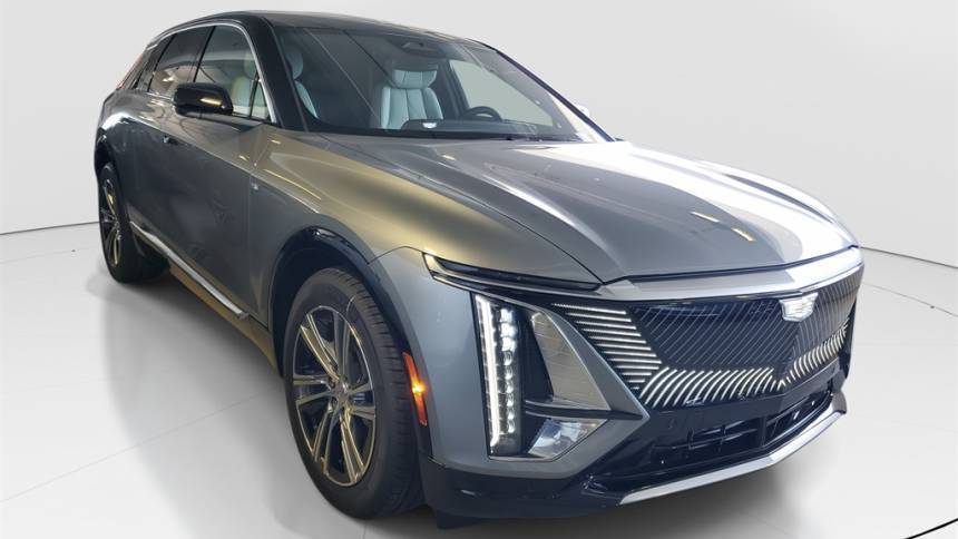 2025 Cadillac Lyriq - Images - 2
