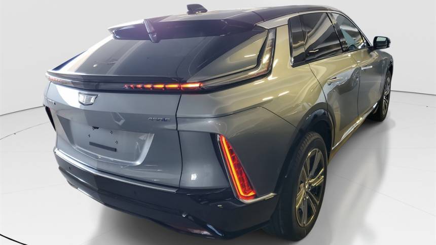 2025 Cadillac Lyriq - Images - 3