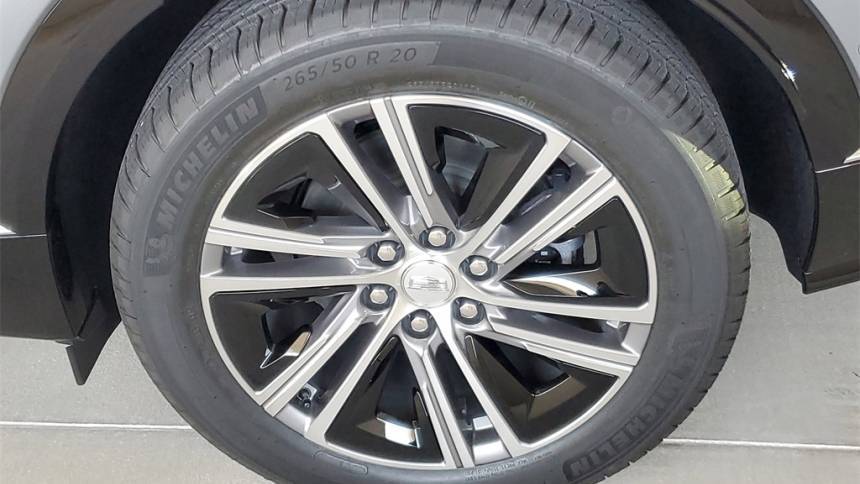 2025 Cadillac Lyriq - Images - 5
