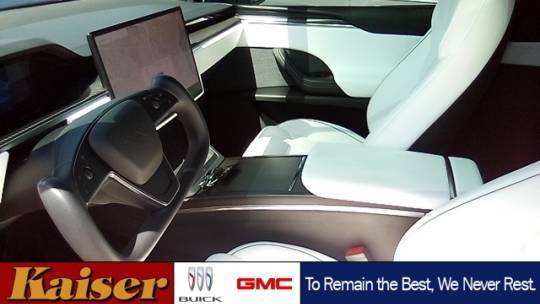 2022 Tesla Model X - Images - 1