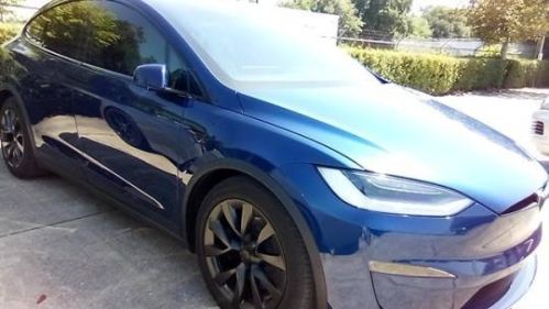 2022 Tesla Model X - Images - 9