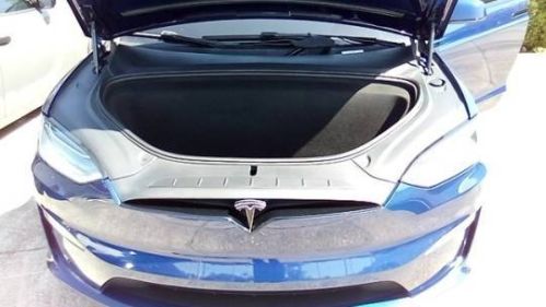 2022 Tesla Model X - Images - 13