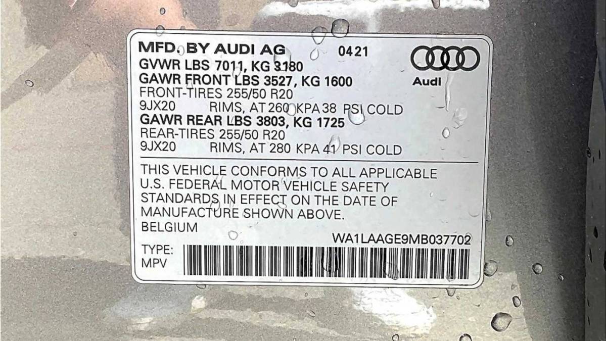 2021 Audi e-tron - Images - 32