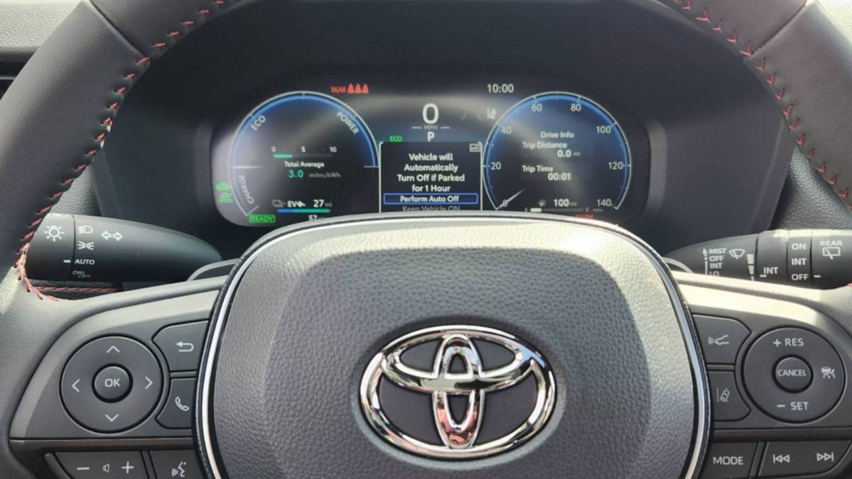 2025 Toyota RAV4 Plug-In Hybrid - Images - 10