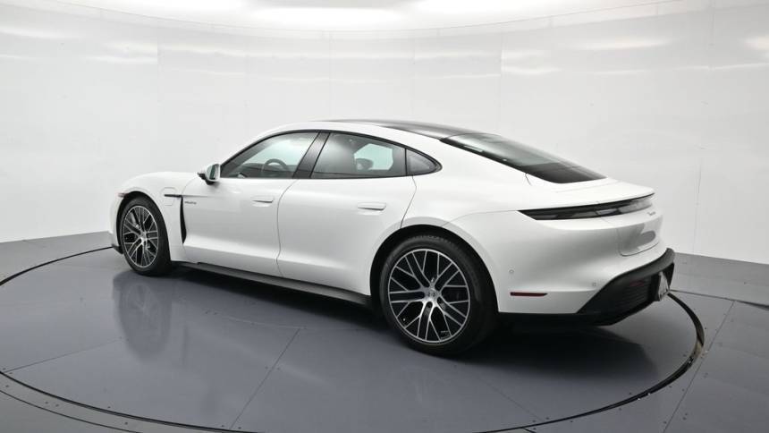 2025 Porsche Taycan - Images - 3