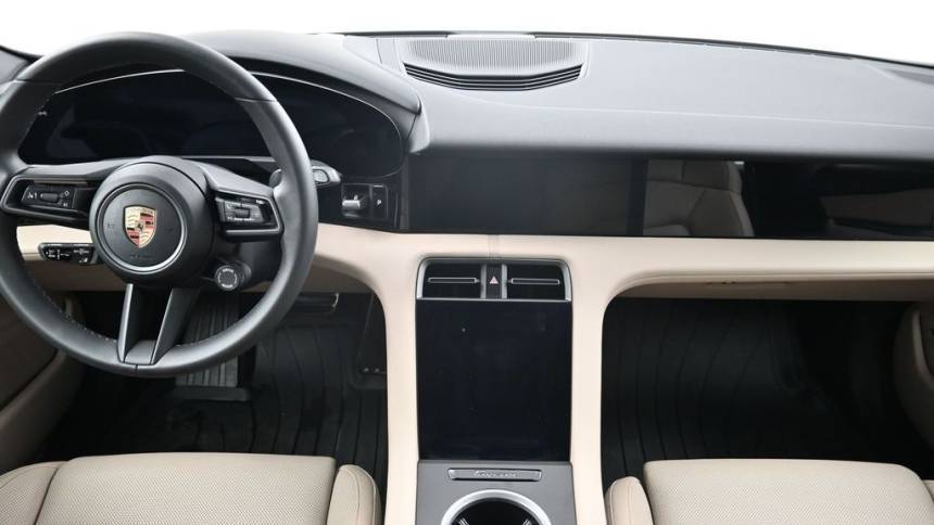 2025 Porsche Taycan - Images - 9