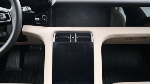 2025 Porsche Taycan - Images - 11