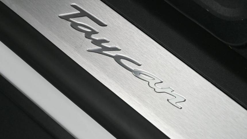 2025 Porsche Taycan - Images - 19
